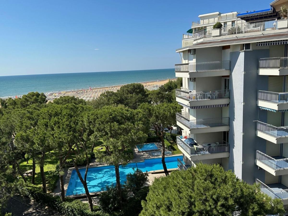 Residenza Marco Polo Daire Lignano Sabbiadoro Dış mekan fotoğraf