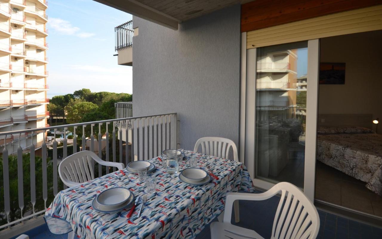 Residenza Marco Polo Daire Lignano Sabbiadoro Dış mekan fotoğraf